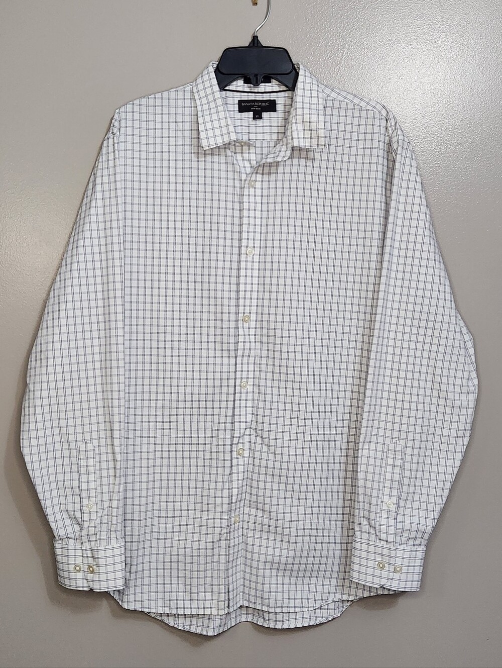 Banana Republic Men’s White Plaid Button-Up Shirt Size XL